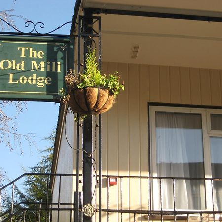 Old Mill Hotel & Lodge Bath Exterior photo